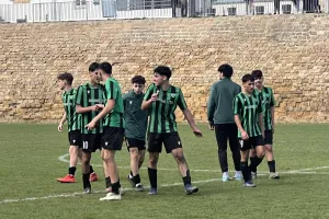 Μαυροπράσινη μεγάλη νίκη