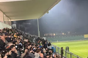 (Δόξα-ΑΠΟΕΛ) Γέμισε η κεντρική κερκίδα (Βίντεο/Φώτος)