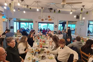 Συνάντηση των κοριτσιών της Χρυσομηλιάς