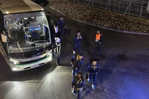 Άφιξη αποστολής ΑΠΟΕΛ (Φωτορεπορτάζ Kerkida)
