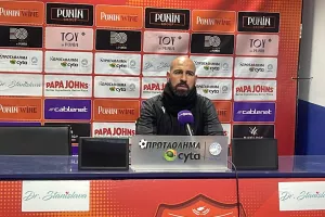 "Κερδίσαμε έναν αγώνα... έξι βαθμών"