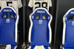 Τρέλα... Non Stop ο Βαλμπουενά! (Φώτος)