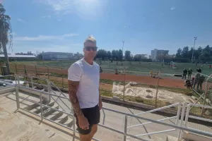 (ΦΩΤΟ Kerkida) Κύπρο ακόμη o Κόσκελα και στα... γήπεδα 