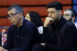 Ποδόσφαιρο ο γιος, στην καλαθόσφαιρα ο πατέρας!