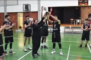 Πανεπιστήμιο Λευκωσίας: Πρώτοι, αήττητοι και τροπαιούχοι!