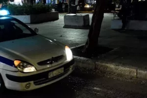 Θρίλερ στα Εξάρχεια: 50χρονος βρέθηκε νεκρός σε διαμέρισμα 
