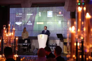 Χρήματα για δέκα συναθλητές του μάζεψε ο Παύλος Κοντίδης μέσα από το Gala Dinner «TowardsParis»