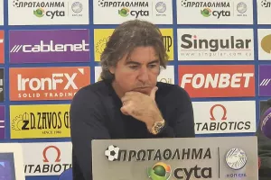 Σα Πίντο: "Θα μπορούσαμε να σκοράρουμε στο τέλος / Είμαστε πρώτοι"