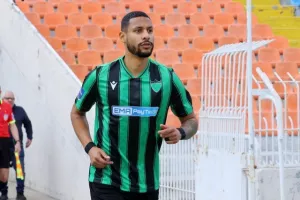Ολυμπιακός - Α. Νάπα: "Χ"αμένο έδαφος ο Τακτακαλάς, ο Μπατζώνης έδωσε βαθμό στους φιλοξενούμενους