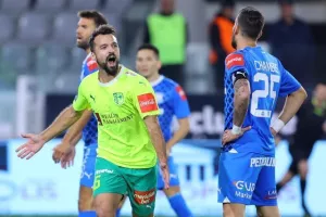 Απόλλων - ΑΕΚ: Στα μπλε η πρόκριση με ανατροπή... Σάντος-Μάρκες! (φώτος)