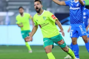 Απόλλων - ΑΕΚ: Στα μπλε η πρόκριση με ανατροπή... Σάντος-Μάρκες! (φώτος)