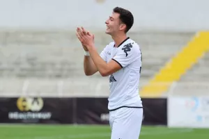 Ολυμπιακός - Α. Νάπα: "Χ"αμένο έδαφος ο Τακτακαλάς, ο Μπατζώνης έδωσε βαθμό στους φιλοξενούμενους
