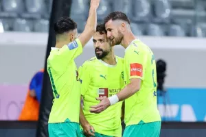 Απόλλων - ΑΕΚ: Στα μπλε η πρόκριση με ανατροπή... Σάντος-Μάρκες! (φώτος)