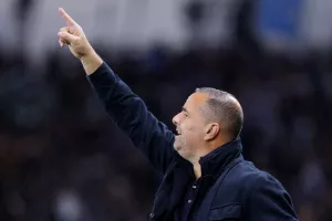 Απόλλων - ΑΕΚ: Στα μπλε η πρόκριση με ανατροπή... Σάντος-Μάρκες! (φώτος)