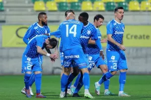 ΑΕΚ-Απόλλων: Έσπασε... το αήττητο του Μπεν Σιμόν!