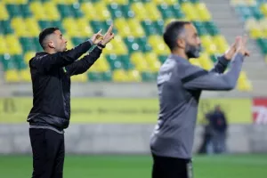 ΑΕΚ-Απόλλων: Έσπασε... το αήττητο του Μπεν Σιμόν!