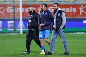 ΑΕΚ-Απόλλων: Έσπασε... το αήττητο του Μπεν Σιμόν!