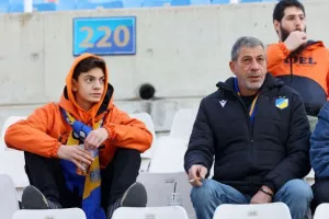 ΑΠΟΕΛ-Καρμιώτισσα: Ξέσπασε στο Β’ ημίχρονο και κράτησε το +4