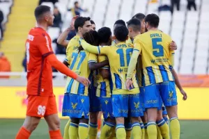 ΑΠΟΕΛ-Καρμιώτισσα: Ξέσπασε στο Β’ ημίχρονο και κράτησε το +4