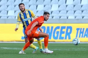 ΑΠΟΕΛ-Καρμιώτισσα: Ξέσπασε στο Β’ ημίχρονο και κράτησε το +4