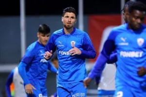 ΑΕΖ-Ανόρθωση: Άνετο διπλό... με Τσίκο και Καστέλ! (Φώτος)