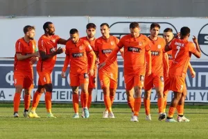 Εθνικός-Καρμιώτισσα: Το έφερε τούμπα... με Καμπρέρα και Λίπσκι! (Φώτος)