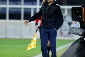 Εθνικός-ΑΕΖ: Επιβλητική... "τεσσάρα" και δεύτερη συνεχόμενη νίκη (Φώτος)