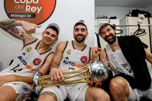 Το 29ο Κύπελλο της ιστορίας της, το μπουγέλο στα αποδυτήρια και ο MVP Καμπάτσο