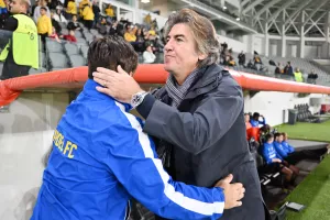 ΑΕΛ-ΑΠΟΕΛ: "Χ"ωρίς νικητή και... συγκατοίκηση στην κορυφή (Φώτος)