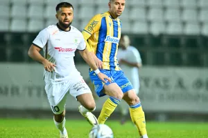 Δόξα-ΑΠΟΕΛ: Πήρε την... ουσία και την πρωτιά (Φώτος)