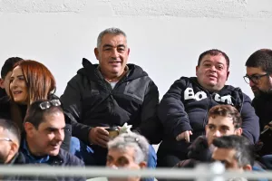 (Δόξα-ΑΠΟΕΛ) Γέμισε η κεντρική κερκίδα (Βίντεο/Φώτος)
