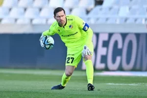 ΑΠΟΕΛ-Καρμιώτισσα: Ξέσπασε στο Β’ ημίχρονο και κράτησε το +4