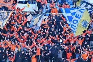 ΑΠΟΕΛ-Καρμιώτισσα: Ξέσπασε στο Β’ ημίχρονο και κράτησε το +4