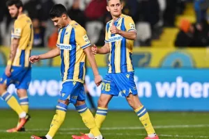 ΑΠΟΕΛ-Καρμιώτισσα: Ξέσπασε στο Β’ ημίχρονο και κράτησε το +4