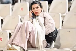 ΑΠΟΕΛ - ΑΕΚ: Ματσάρα με τέσσερα γκολ, έντονες συγκινήσεις και "Χ"ωρίς νικητή (Φώτος)