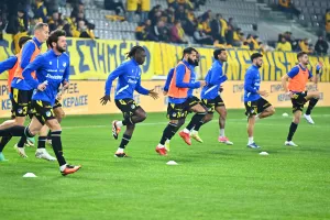 ΑΕΛ-ΑΠΟΕΛ: "Χ"ωρίς νικητή και... συγκατοίκηση στην κορυφή (Φώτος)