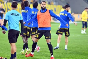 ΑΕΛ-ΑΠΟΕΛ: "Χ"ωρίς νικητή και... συγκατοίκηση στην κορυφή (Φώτος)