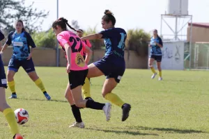 ΑΕΖ Χρυσομηλιά - Λακατάμια FC (φωτορεπορτάζ)