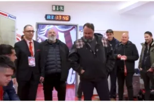 (ΒΙΝΤΕΟ) Ο Μαρινάκης έριξε... καρφί για την ομάδα!