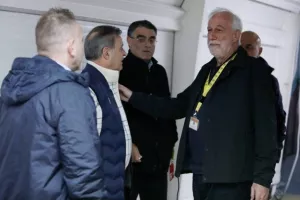 ΑΠΟΕΛ - ΑΕΚ: Ματσάρα με τέσσερα γκολ, έντονες συγκινήσεις και "Χ"ωρίς νικητή (Φώτος)