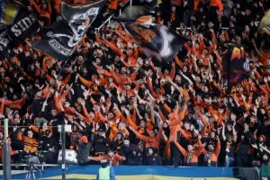 ΑΠΟΕΛ - ΑΕΚ: Ματσάρα με τέσσερα γκολ, έντονες συγκινήσεις και "Χ"ωρίς νικητή (Φώτος)
