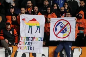 ΑΠΟΕΛ - ΑΕΚ: Ματσάρα με τέσσερα γκολ, έντονες συγκινήσεις και "Χ"ωρίς νικητή (Φώτος)