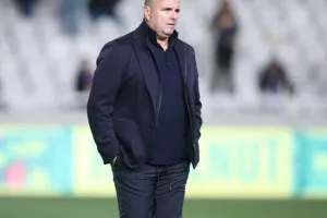 ΑΠΟΕΛ - ΑΕΚ: Ματσάρα με τέσσερα γκολ, έντονες συγκινήσεις και "Χ"ωρίς νικητή (Φώτος)