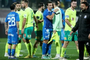 ΑΕΚ-Απόλλων: Έσπασε... το αήττητο του Μπεν Σιμόν!