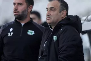 Ομόνοια-Οθέλλος: Ο Μπέζους... είχε τη λύση στο ΓΣΠ! (Φώτος)