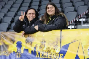 Απόλλων - ΑΕΛ: Ντέρμπι με τα ΟΛΑ του και... γαλάζια πρόκριση! (Φώτος)