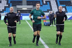 Απόλλων - ΑΕΛ: Ντέρμπι με τα ΟΛΑ του και... γαλάζια πρόκριση! (Φώτος)