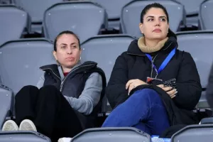 Απόλλων - ΑΕΛ: Ντέρμπι με τα ΟΛΑ του και... γαλάζια πρόκριση! (Φώτος)