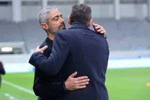 Απόλλων - ΑΕΛ: Ντέρμπι με τα ΟΛΑ του και... γαλάζια πρόκριση! (Φώτος)