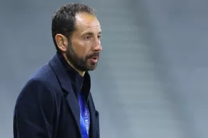 Απόλλων - ΑΕΛ: Ντέρμπι με τα ΟΛΑ του και... γαλάζια πρόκριση! (Φώτος)